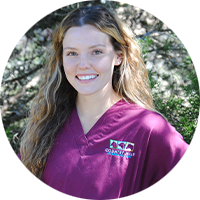 Country-Hills-Veterinary-Clinic-About-Our-Team-Savannah-Barnes